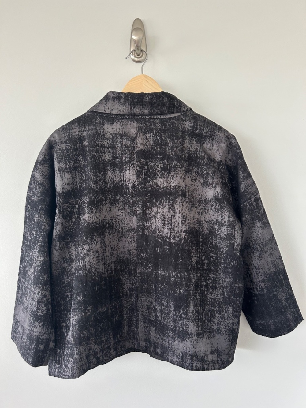 NWT Eileen Fisher Grandeur Jacquard High Collar Jack in Charcoal Sz Small - Picture 3 of 5